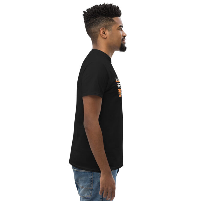 T-shirt classique homme Je suis un petit frère qui assure